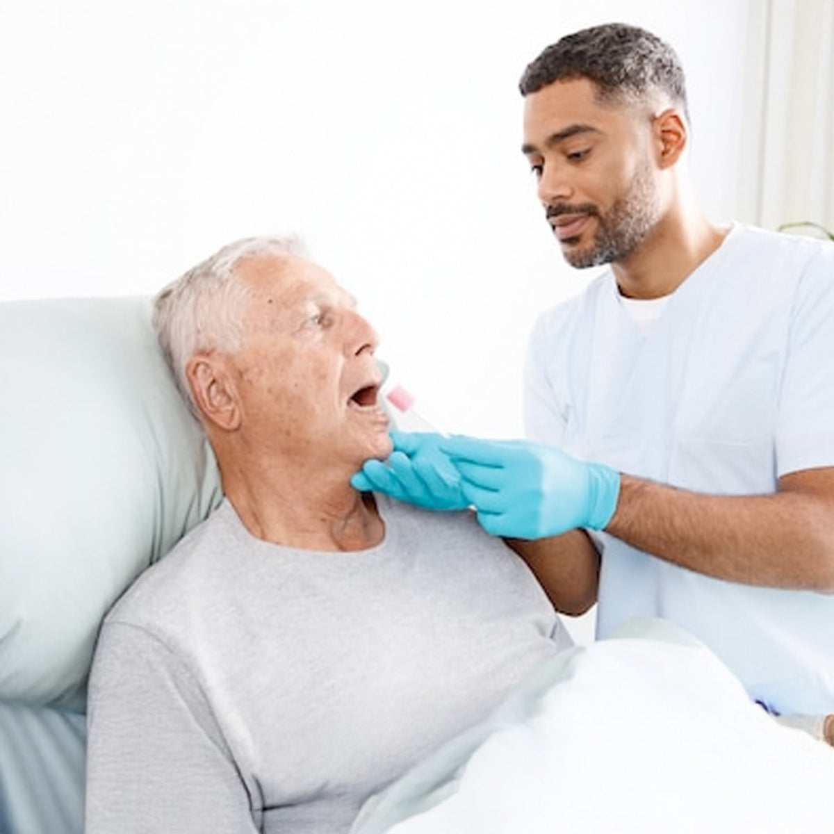 Leukoplast® swab oral foam